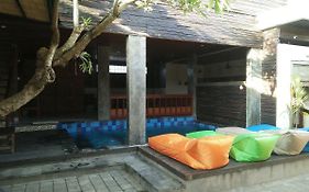 Made House Homestay And Dormitory